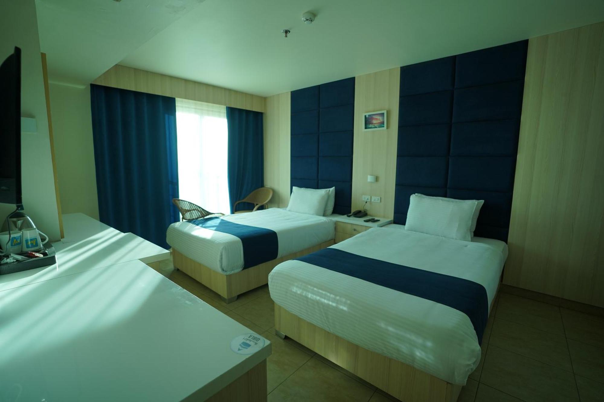 סוחאג' Al Fanar Azur Hotel מראה חיצוני תמונה
