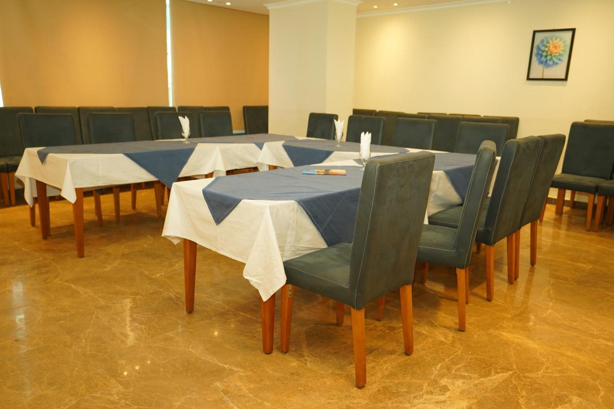 סוחאג' Al Fanar Azur Hotel מראה חיצוני תמונה