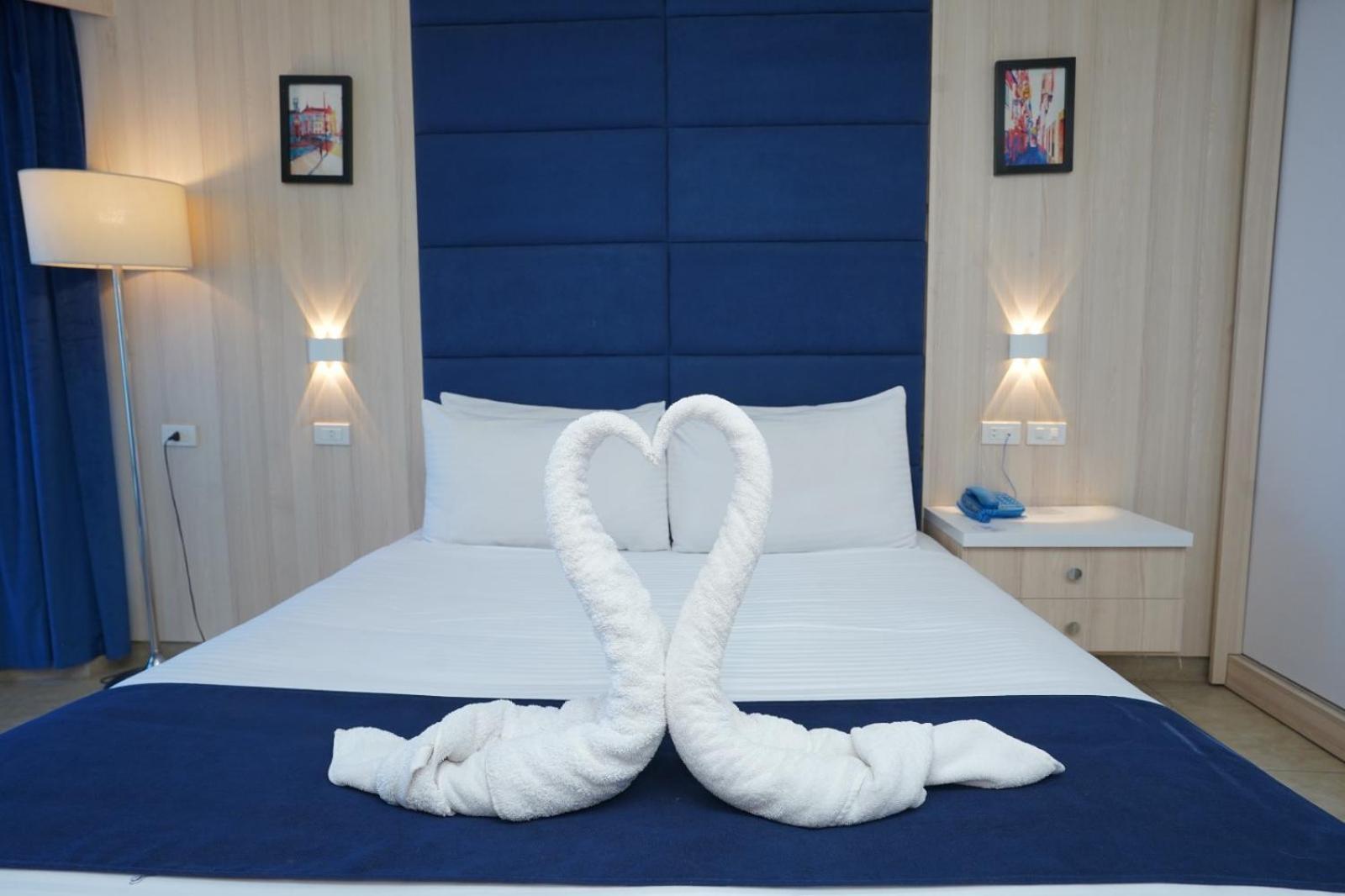 סוחאג' Al Fanar Azur Hotel מראה חיצוני תמונה